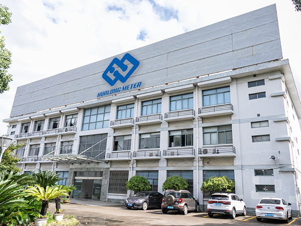 Юяоский завод сварочного оборудования «Хуалун»